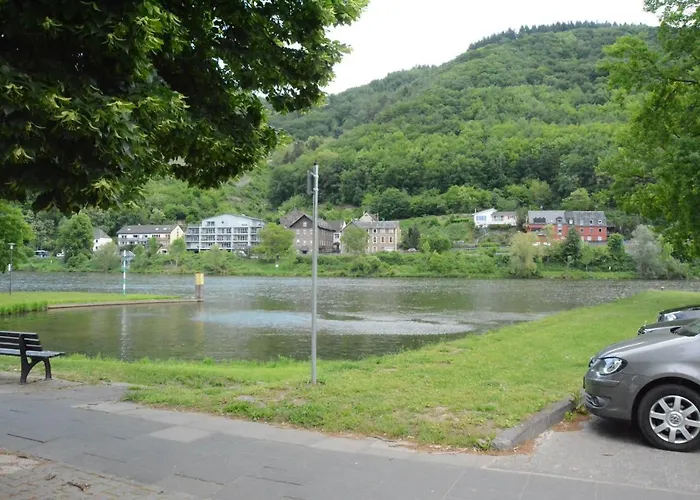 Nikolaus Lägenhet Bernkastel-Kues